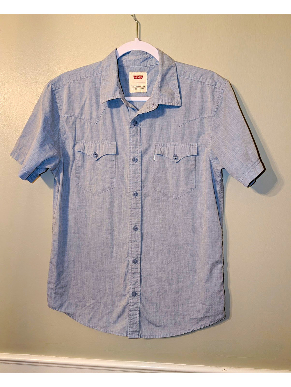 Levi's Men's Blue Short Sleeve Woven Cotton/Poly Button-Up Solid Pockets S
